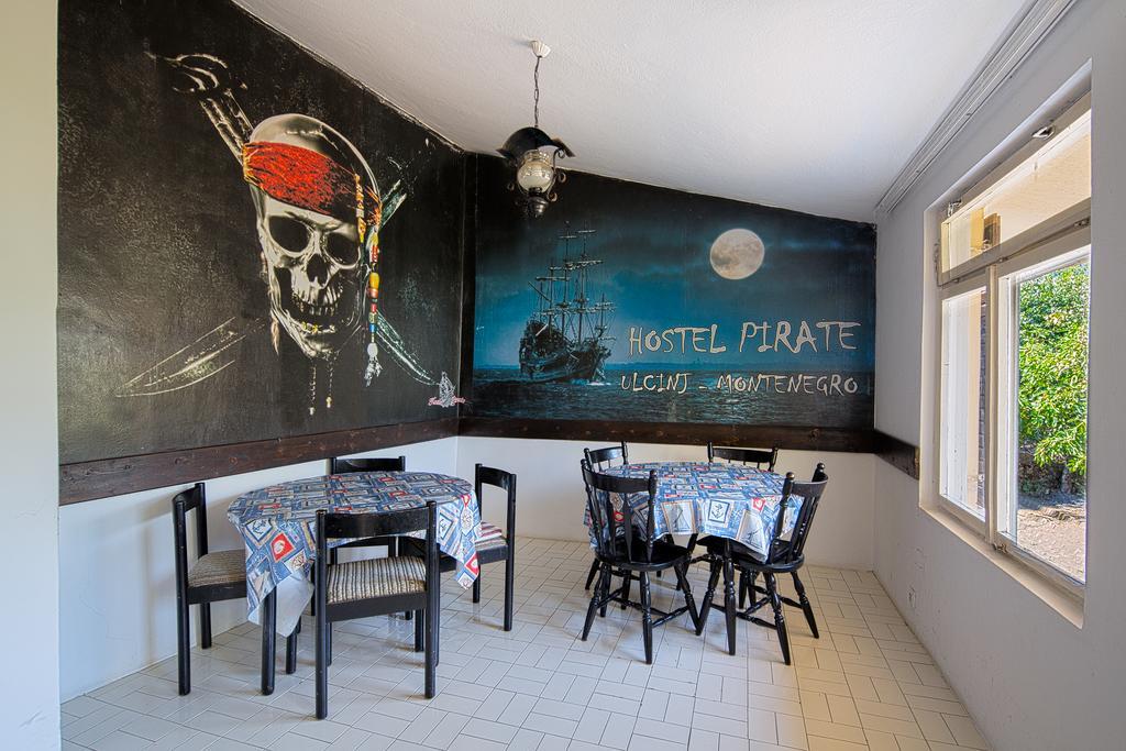 A Pousada Pirate Backpackers Ulcinj Exterior foto