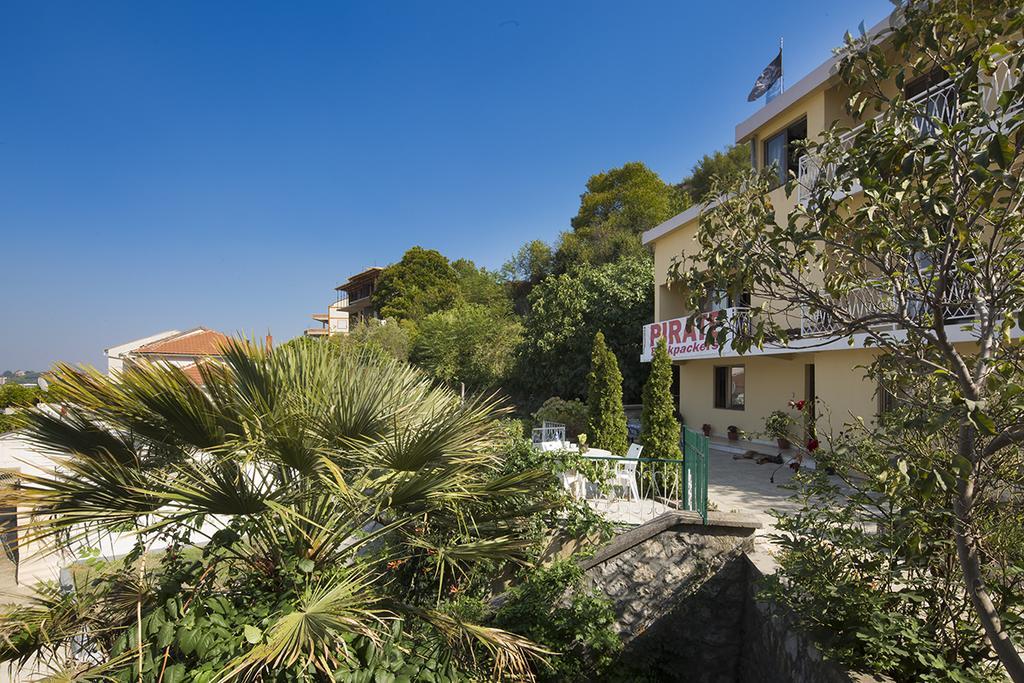 A Pousada Pirate Backpackers Ulcinj Exterior foto