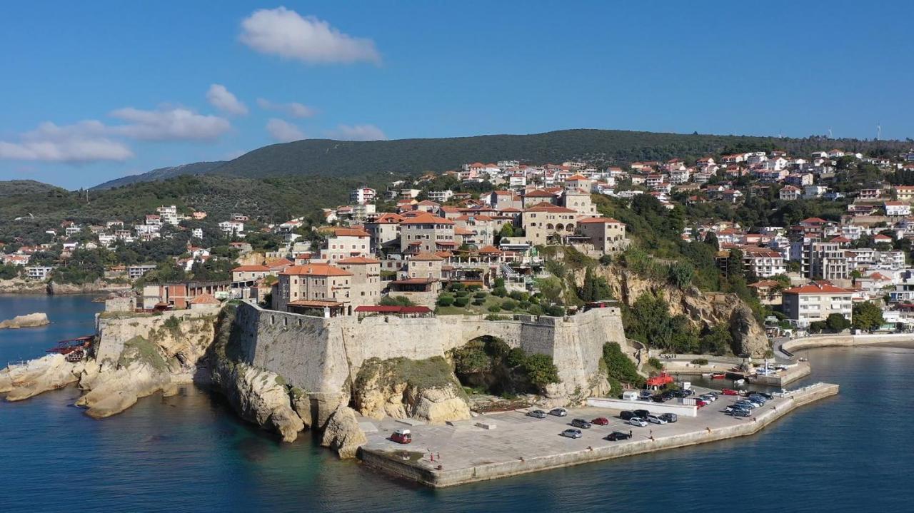 A Pousada Pirate Backpackers Ulcinj Exterior foto